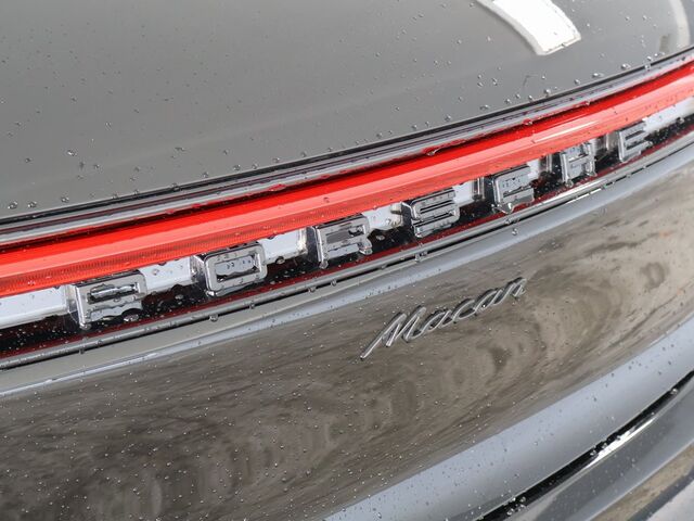 2025 Porsche Macan  Oshkosh WI