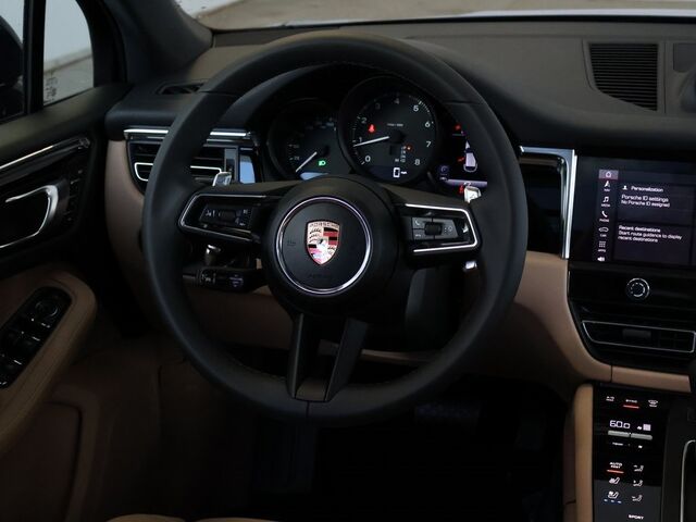 2025 Porsche Macan Oshkosh WI 2025 Porsche Macan Oshkosh WI