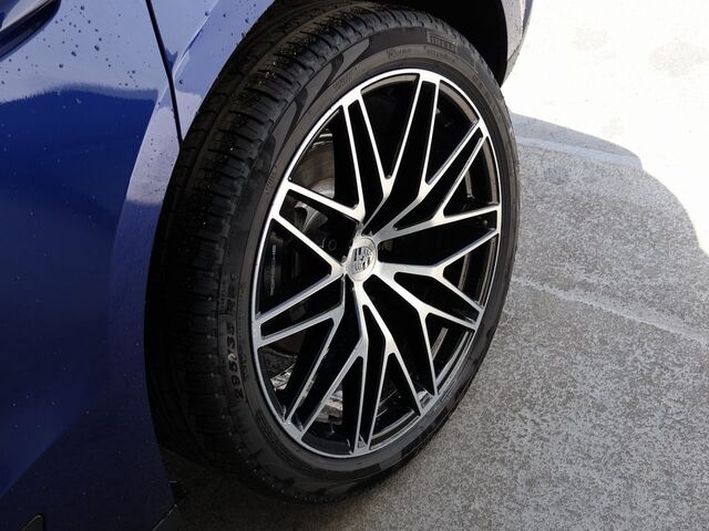 2025 Porsche Macan Oshkosh WI 2025 Porsche Macan Oshkosh WI