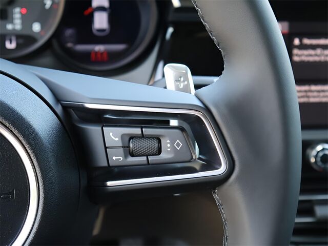 2025 Porsche Macan  Oshkosh WI