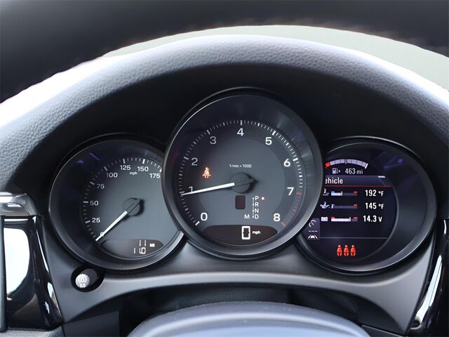 2025 Porsche Macan  Oshkosh WI