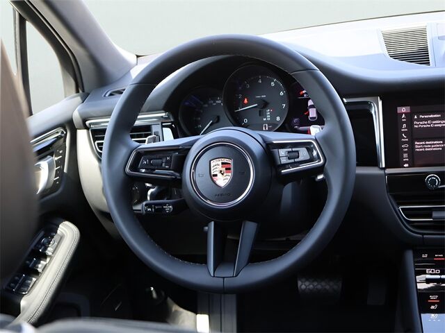 2025 Porsche Macan  Oshkosh WI