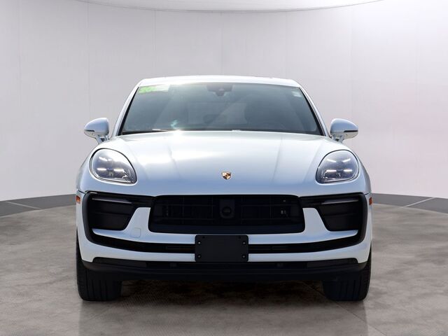 2025 Porsche Macan  Oshkosh WI