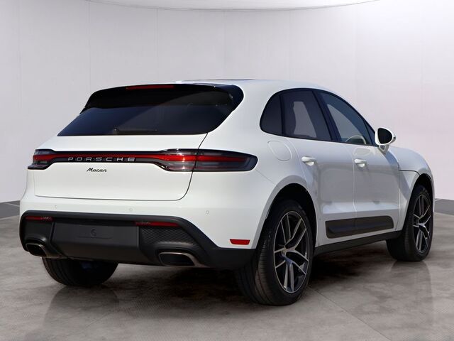 2025 Porsche Macan  Oshkosh WI