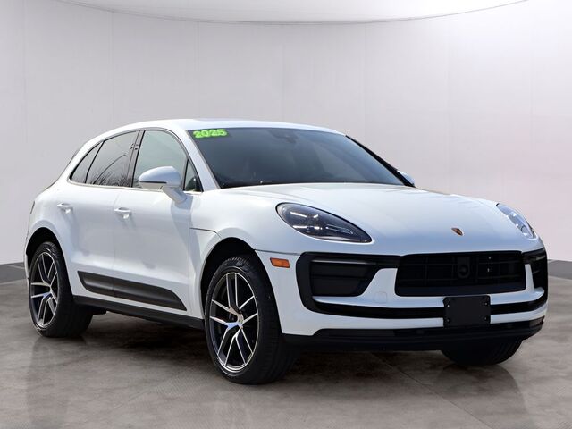 2025 Porsche Macan  Oshkosh WI