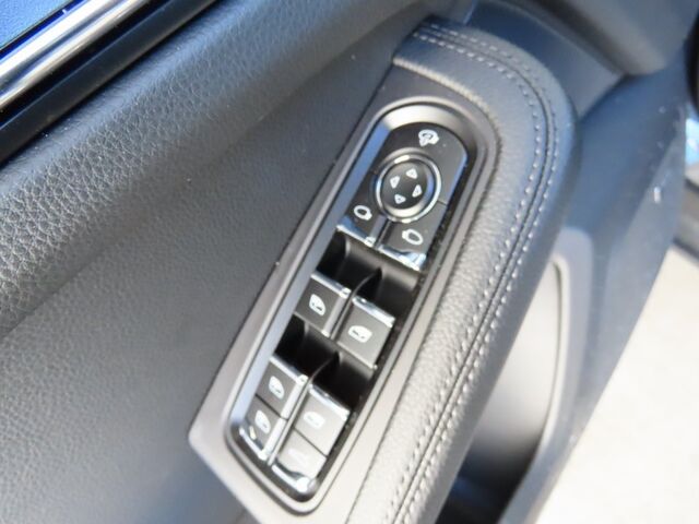 2025 Porsche Macan  Oshkosh WI