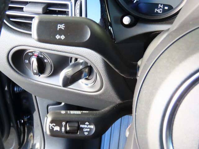2025 Porsche Macan  Oshkosh WI