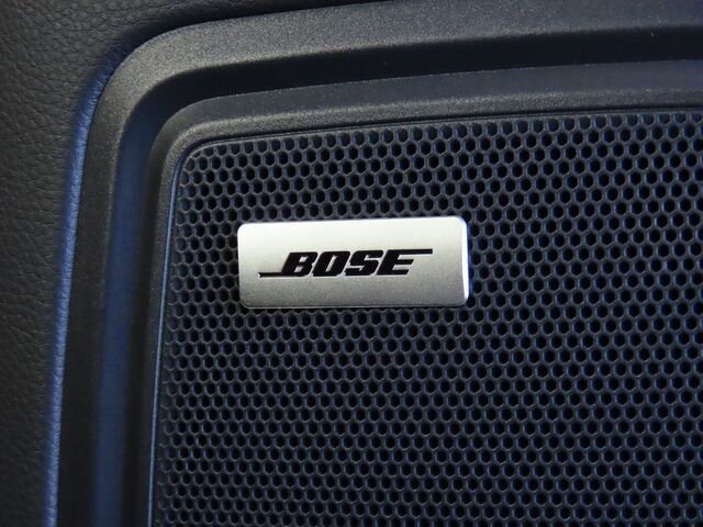 2025 Porsche Macan  Oshkosh WI