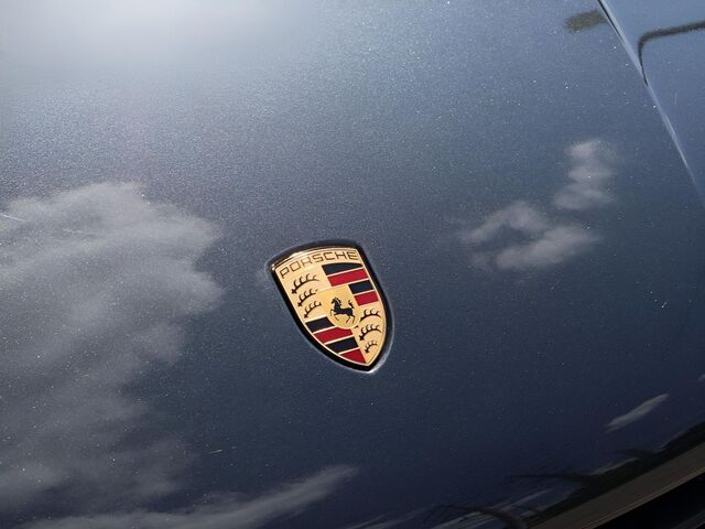 2025 Porsche Macan Oshkosh WI 2025 Porsche Macan Oshkosh WI