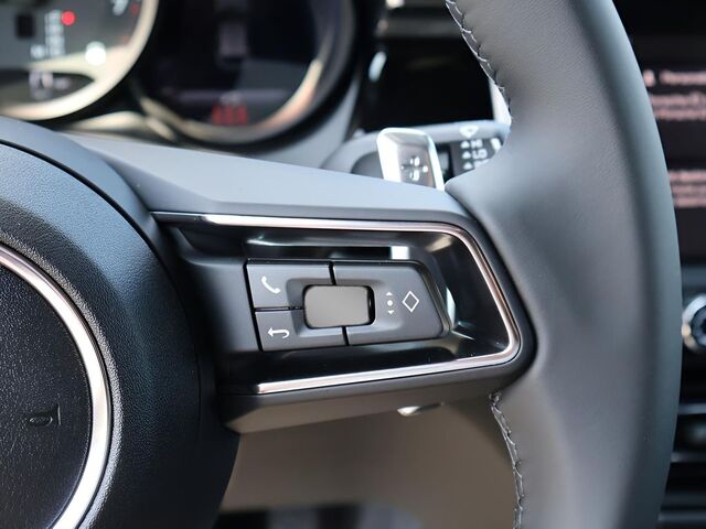 2025 Porsche Macan Oshkosh WI 2025 Porsche Macan Oshkosh WI