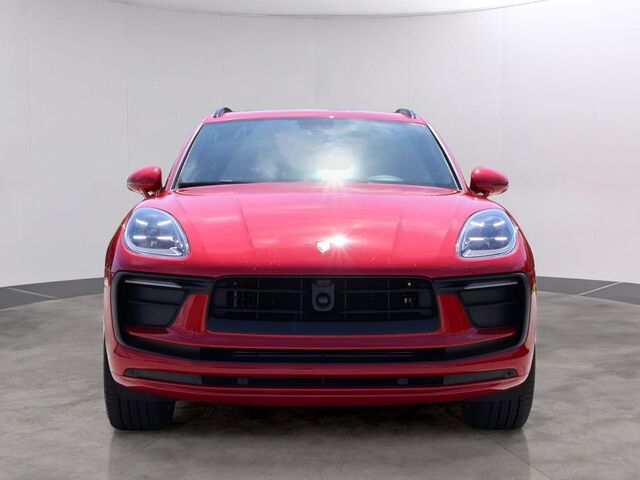 2025 Porsche Macan  Oshkosh WI