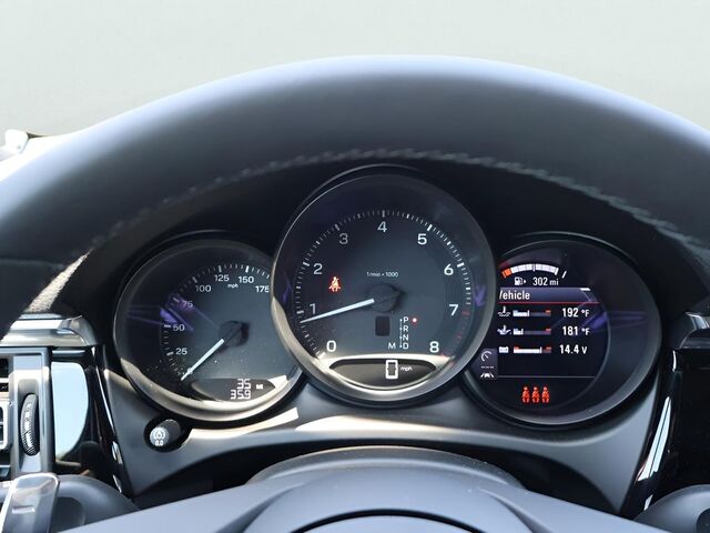 2025 Porsche Macan  Oshkosh WI