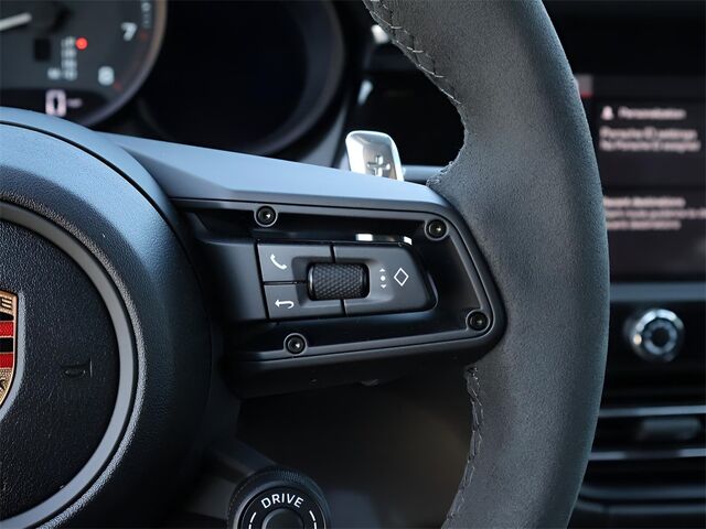 2025 Porsche Macan Oshkosh WI 2025 Porsche Macan Oshkosh WI