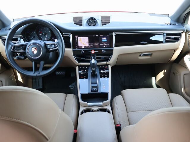 2025 Porsche Macan  Oshkosh WI