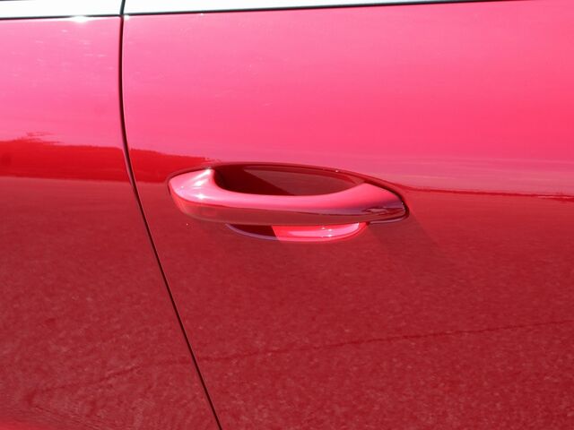 2025 Porsche Macan  Oshkosh WI