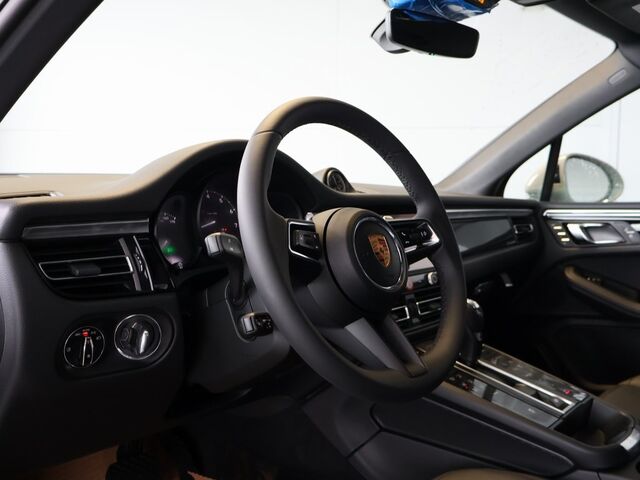 2025 Porsche Macan  Oshkosh WI