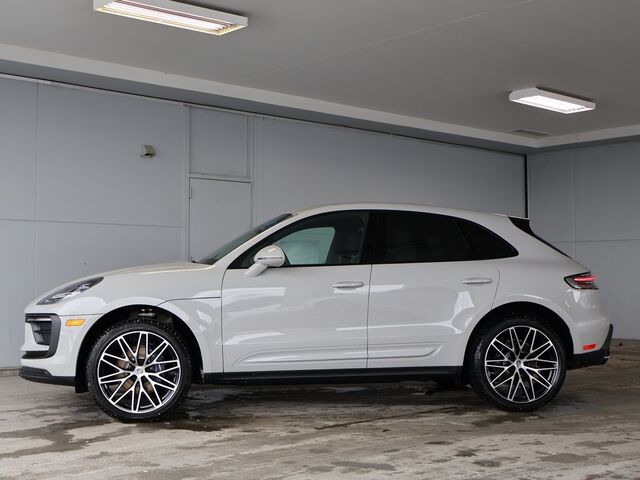 2025 Porsche Macan  Oshkosh WI