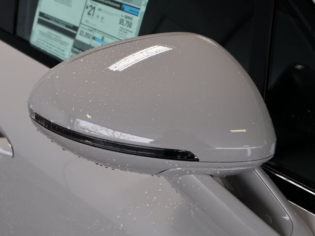 2025 Porsche Macan  Oshkosh WI