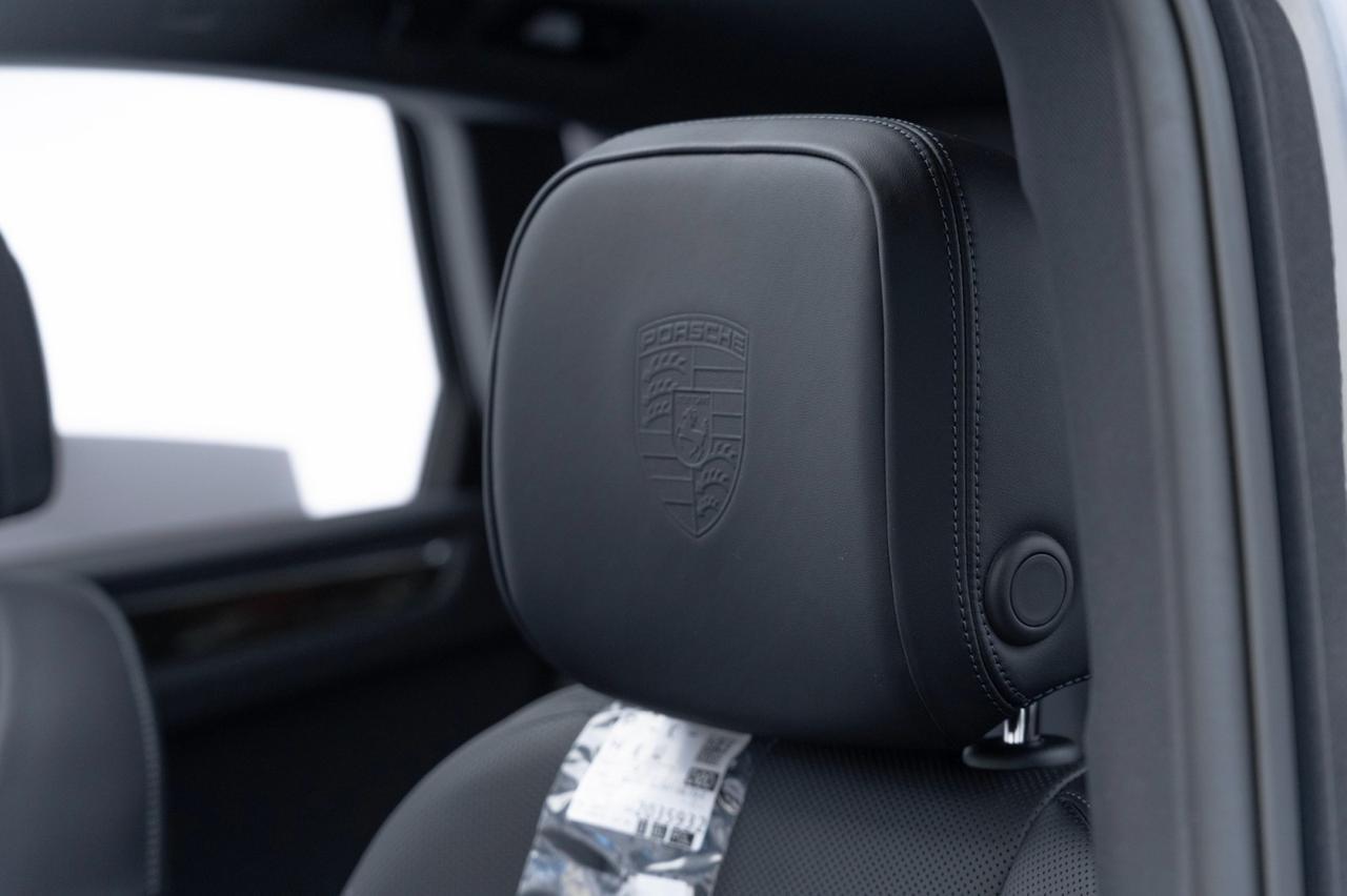 2025 Porsche Macan Pompano Beach FL