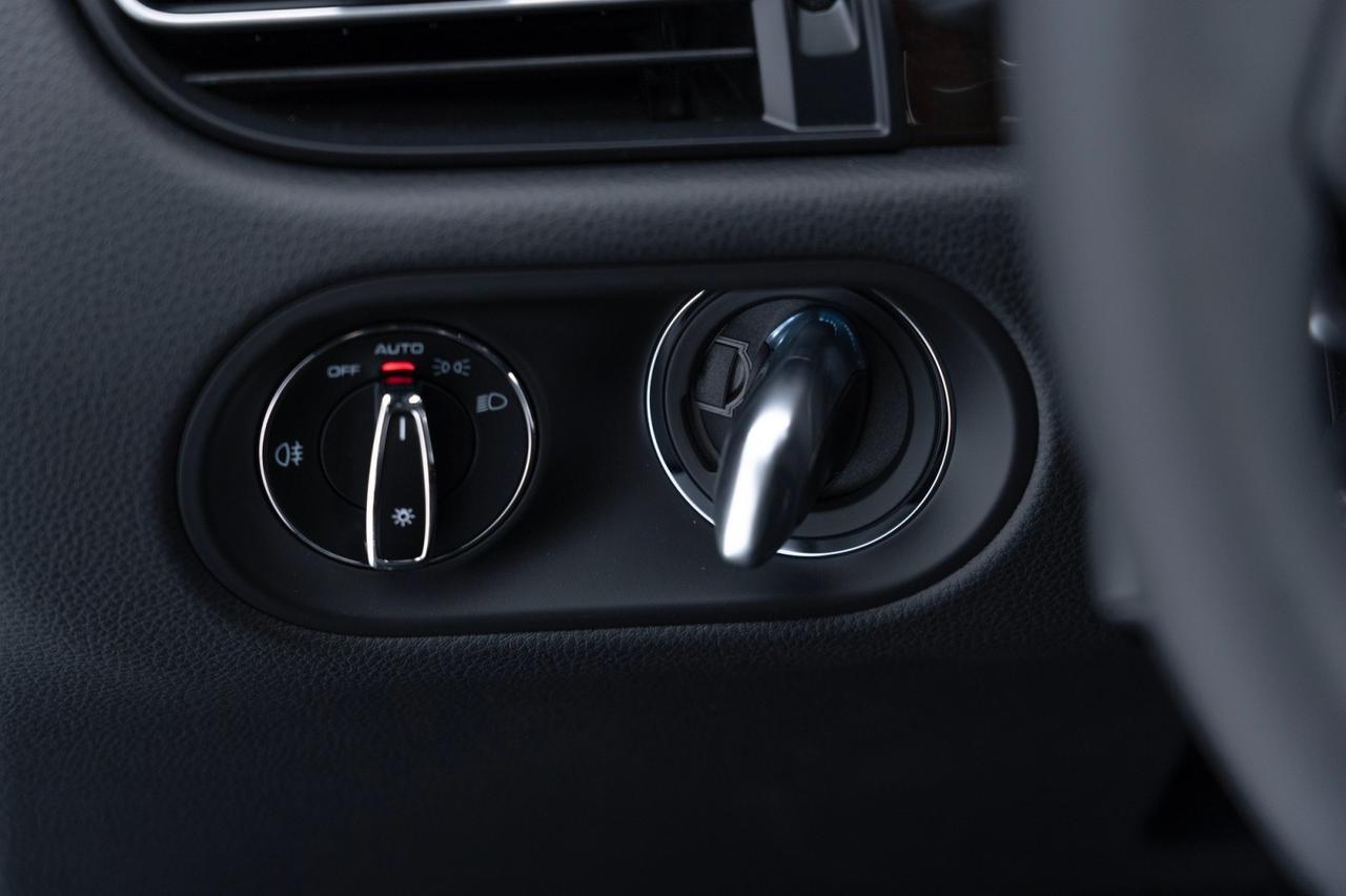 2025 Porsche Macan Pompano Beach FL