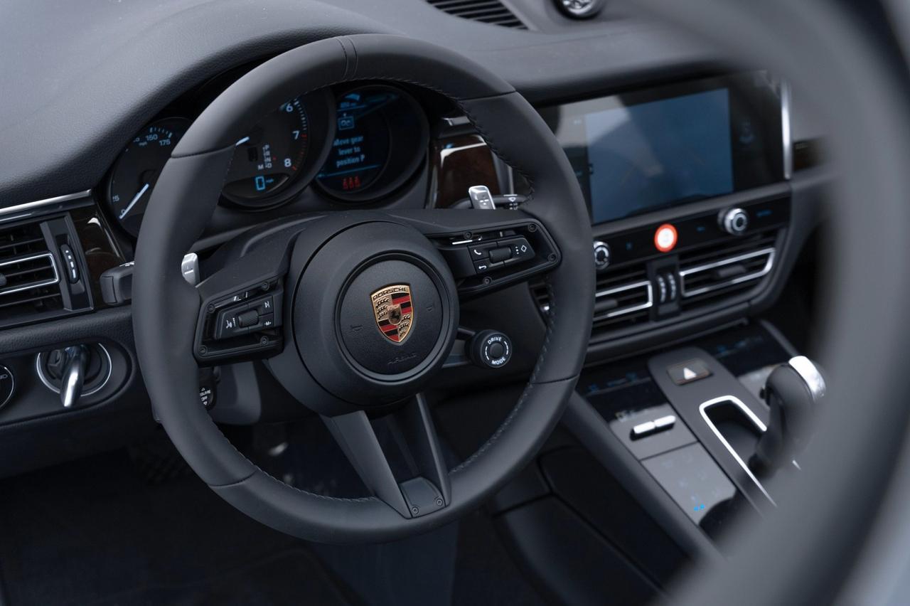 2025 Porsche Macan Pompano Beach FL