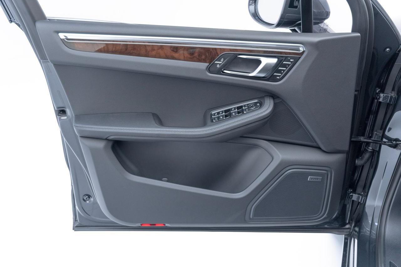 2025 Porsche Macan Pompano Beach FL