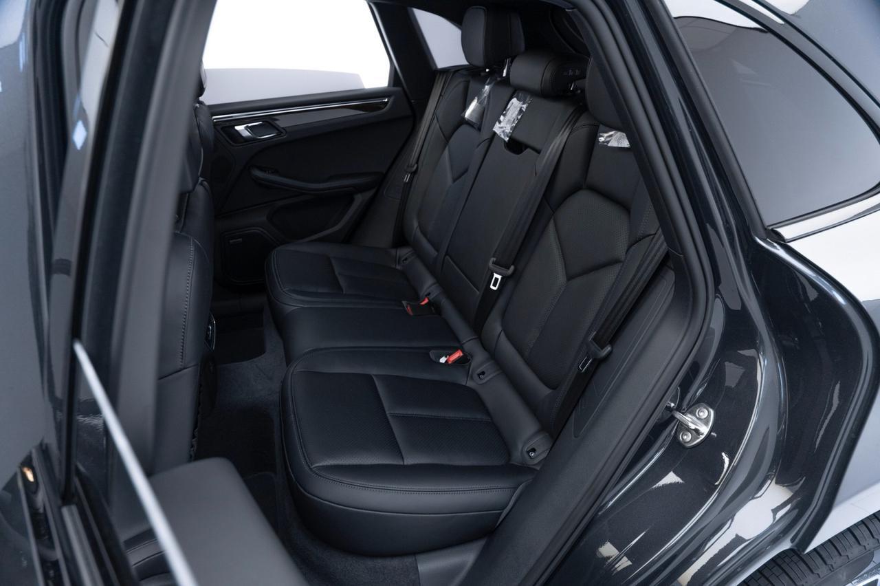 2025 Porsche Macan Pompano Beach FL