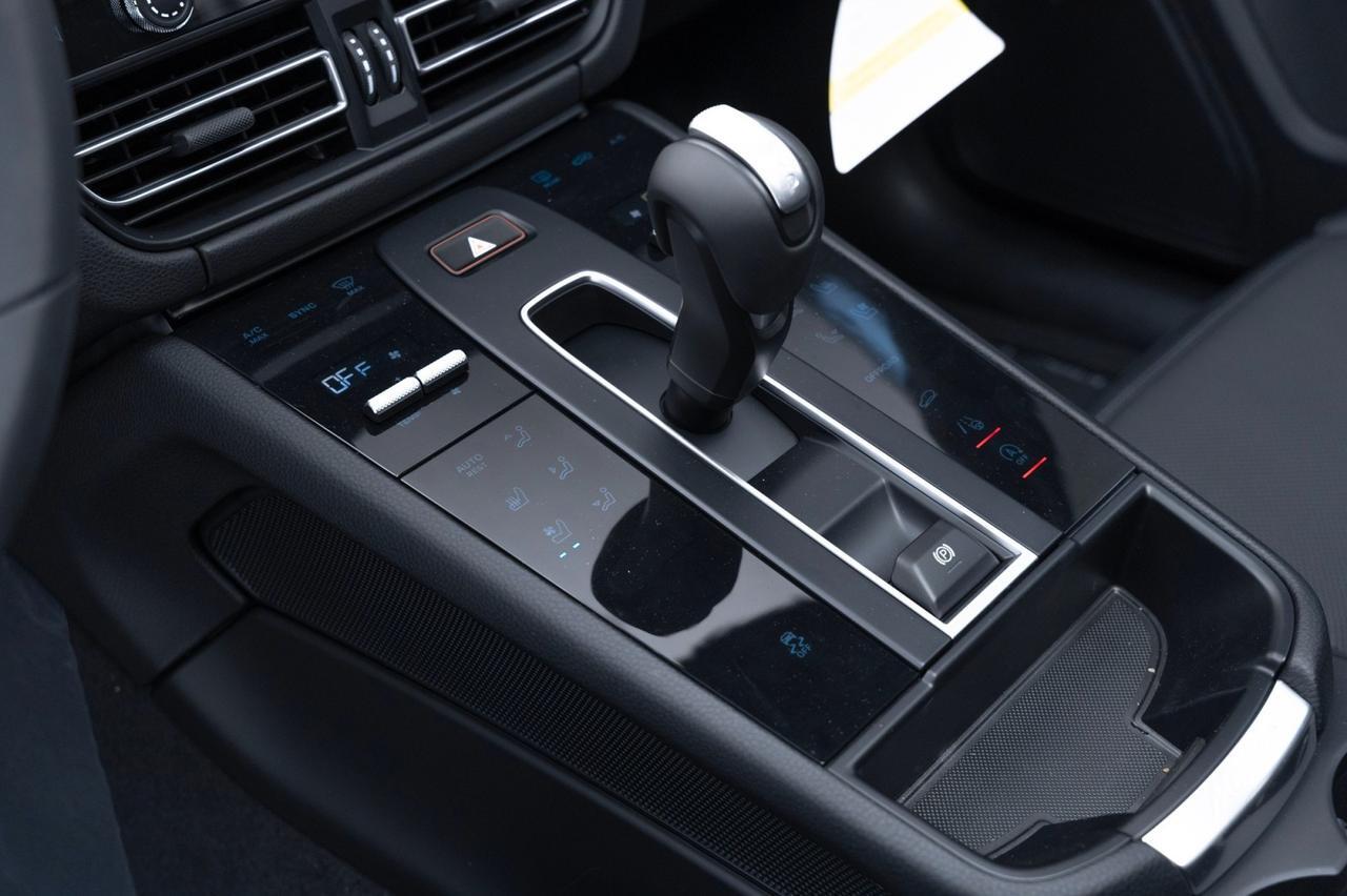 2025 Porsche Macan Pompano Beach FL