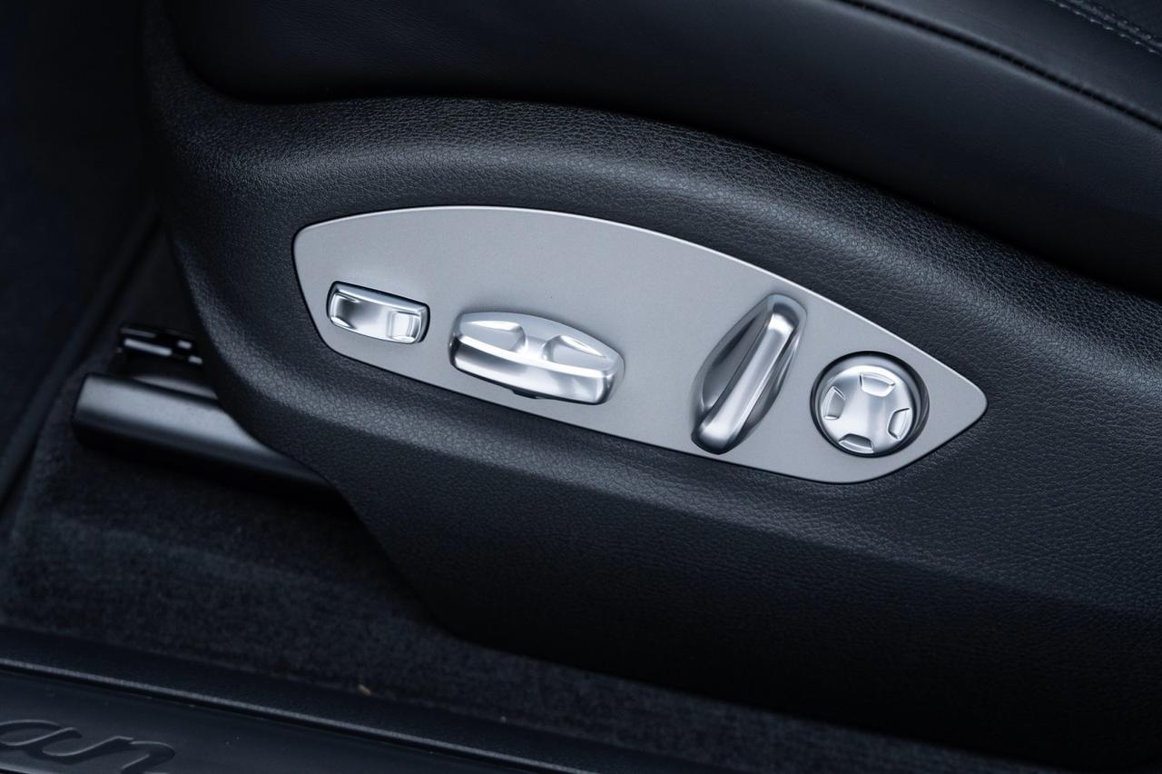 2025 Porsche Macan Pompano Beach FL
