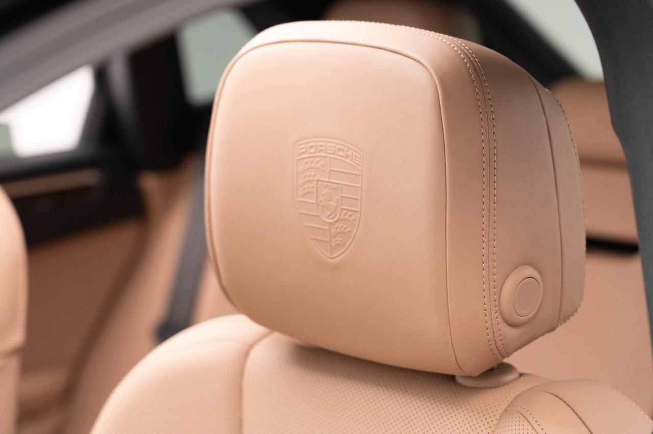 2025 Porsche Macan Pompano Beach FL
