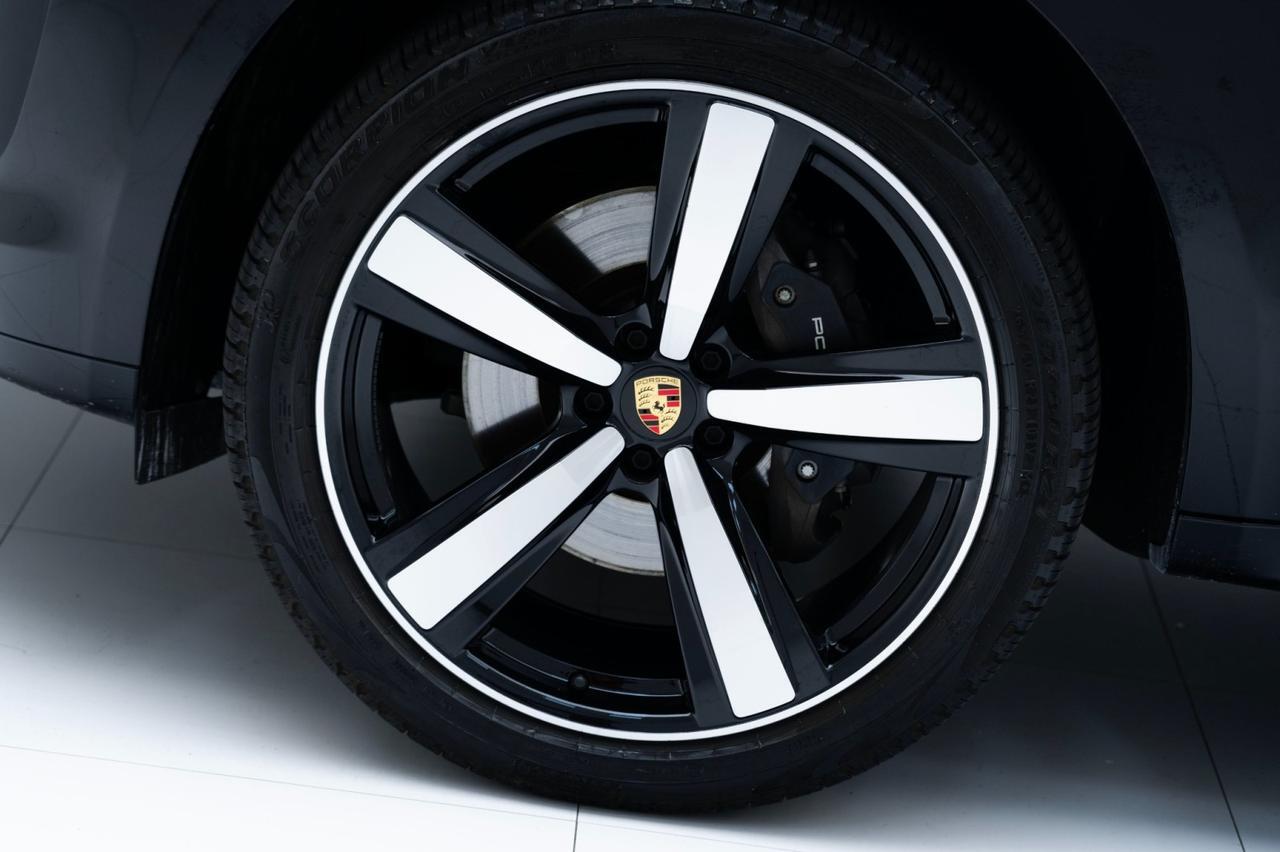 2025 Porsche Macan Pompano Beach FL