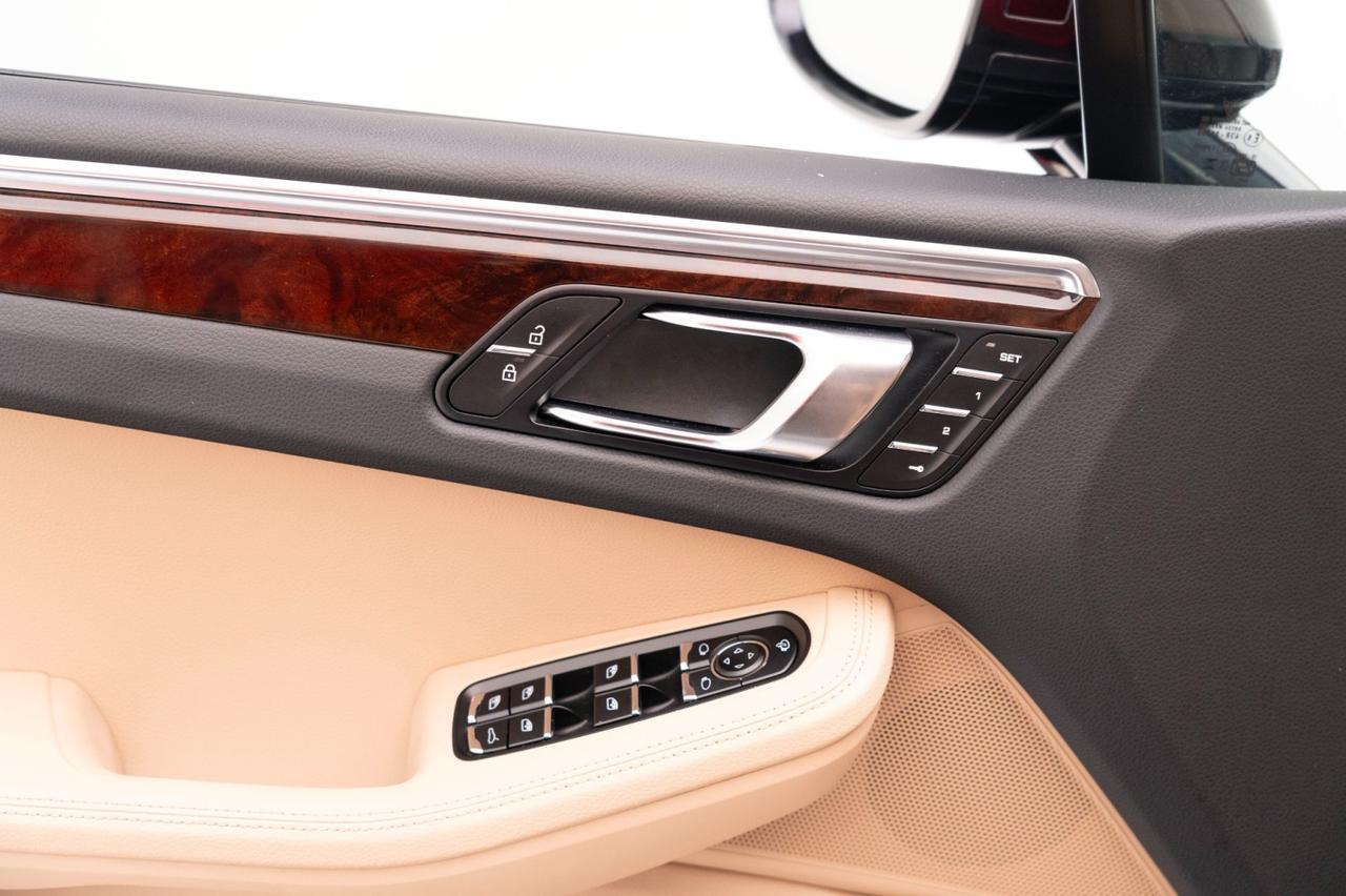 2025 Porsche Macan Pompano Beach FL