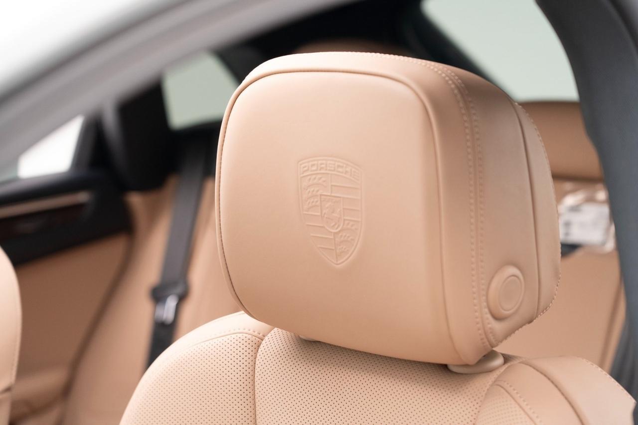 2025 Porsche Macan Pompano Beach FL