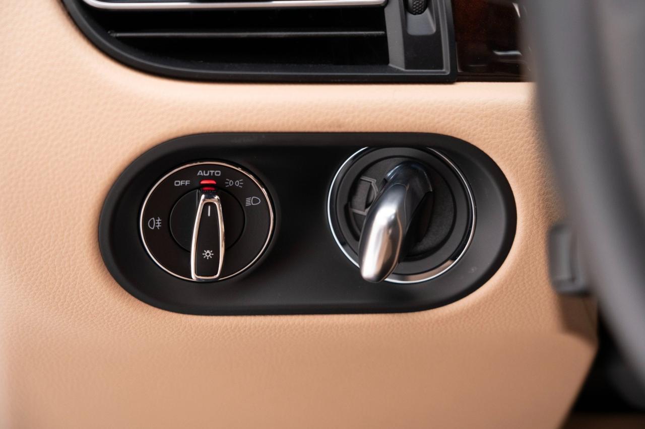 2025 Porsche Macan Pompano Beach FL