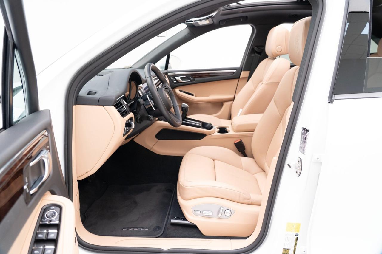 2025 Porsche Macan Pompano Beach FL