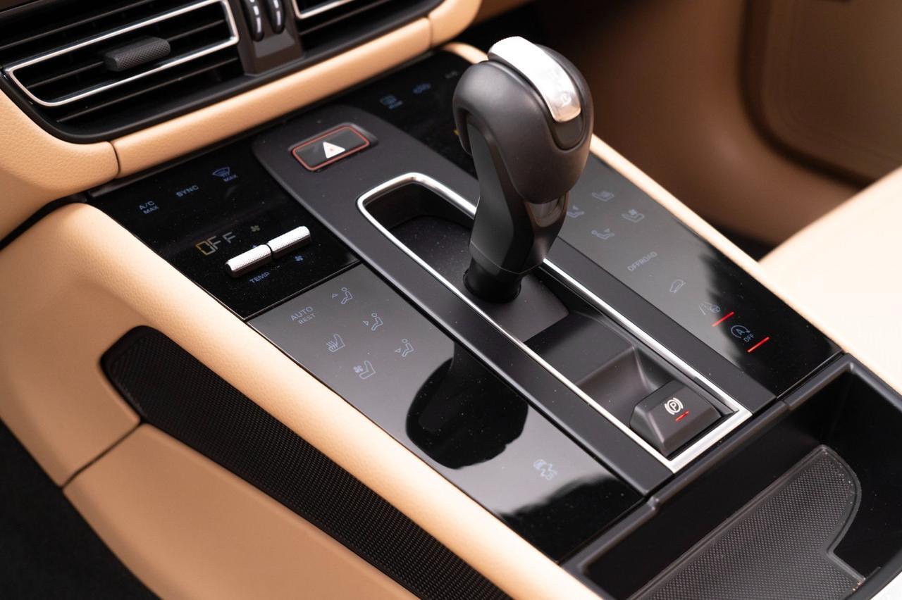 2025 Porsche Macan Pompano Beach FL