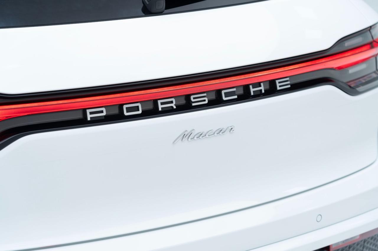 2025 Porsche Macan Pompano Beach FL
