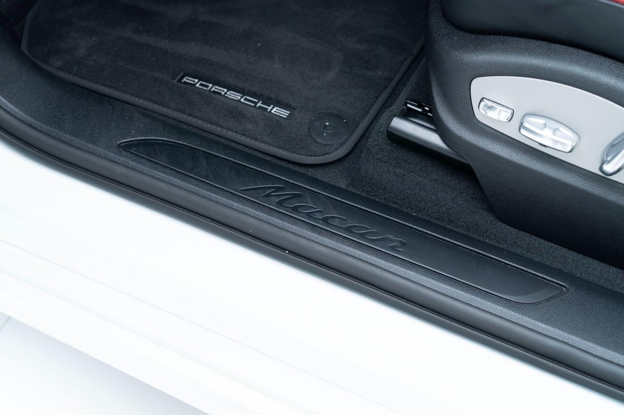 2025 Porsche Macan Pompano Beach FL