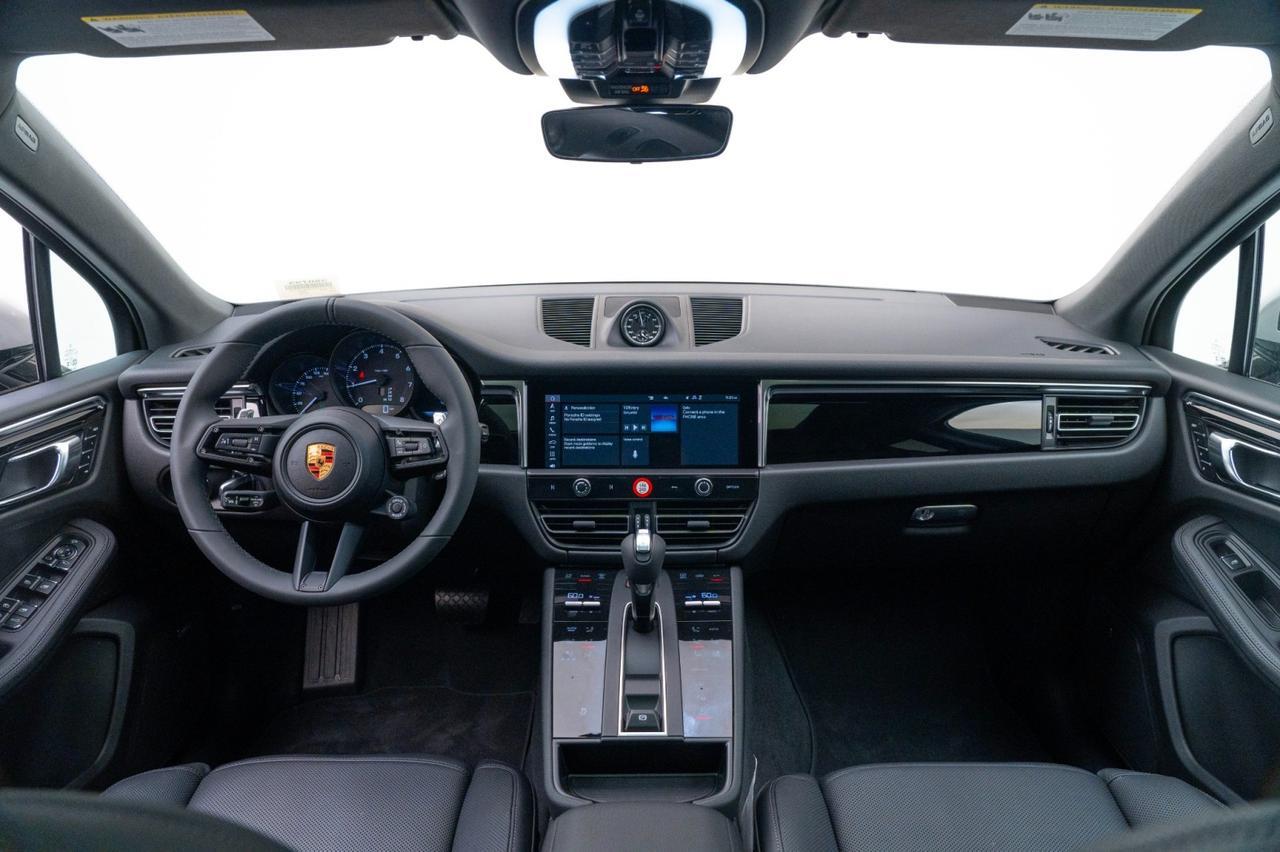 2025 Porsche Macan Pompano Beach FL