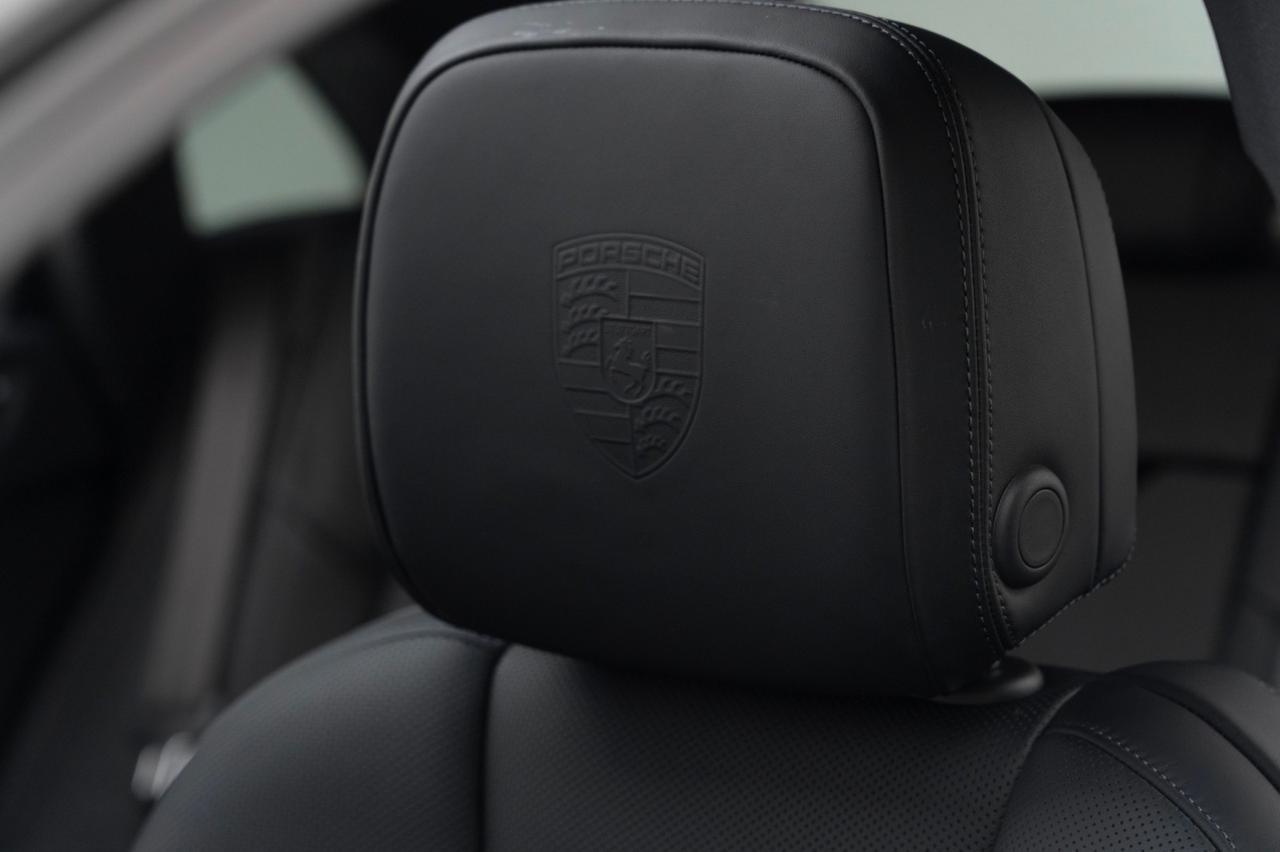 2025 Porsche Macan Pompano Beach FL