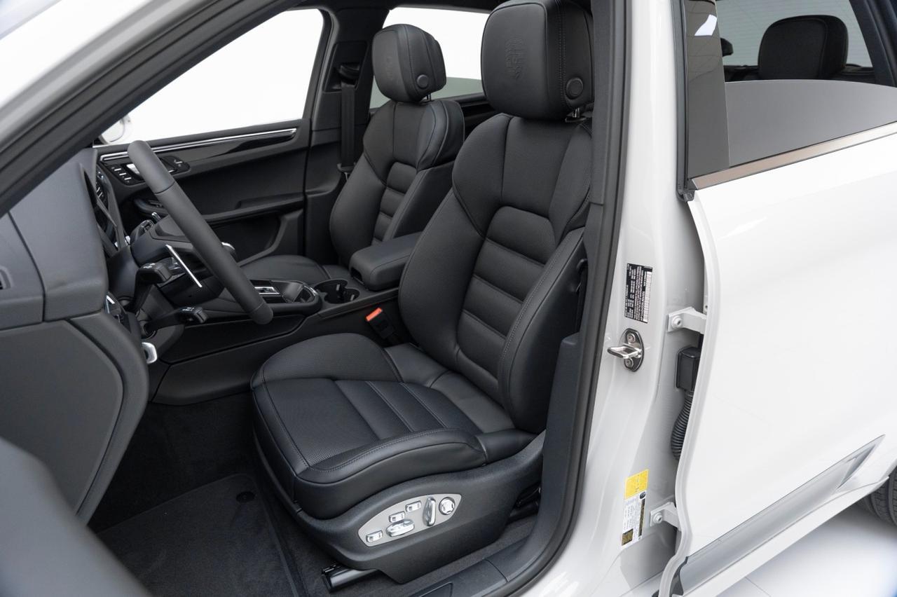 2025 Porsche Macan Pompano Beach FL