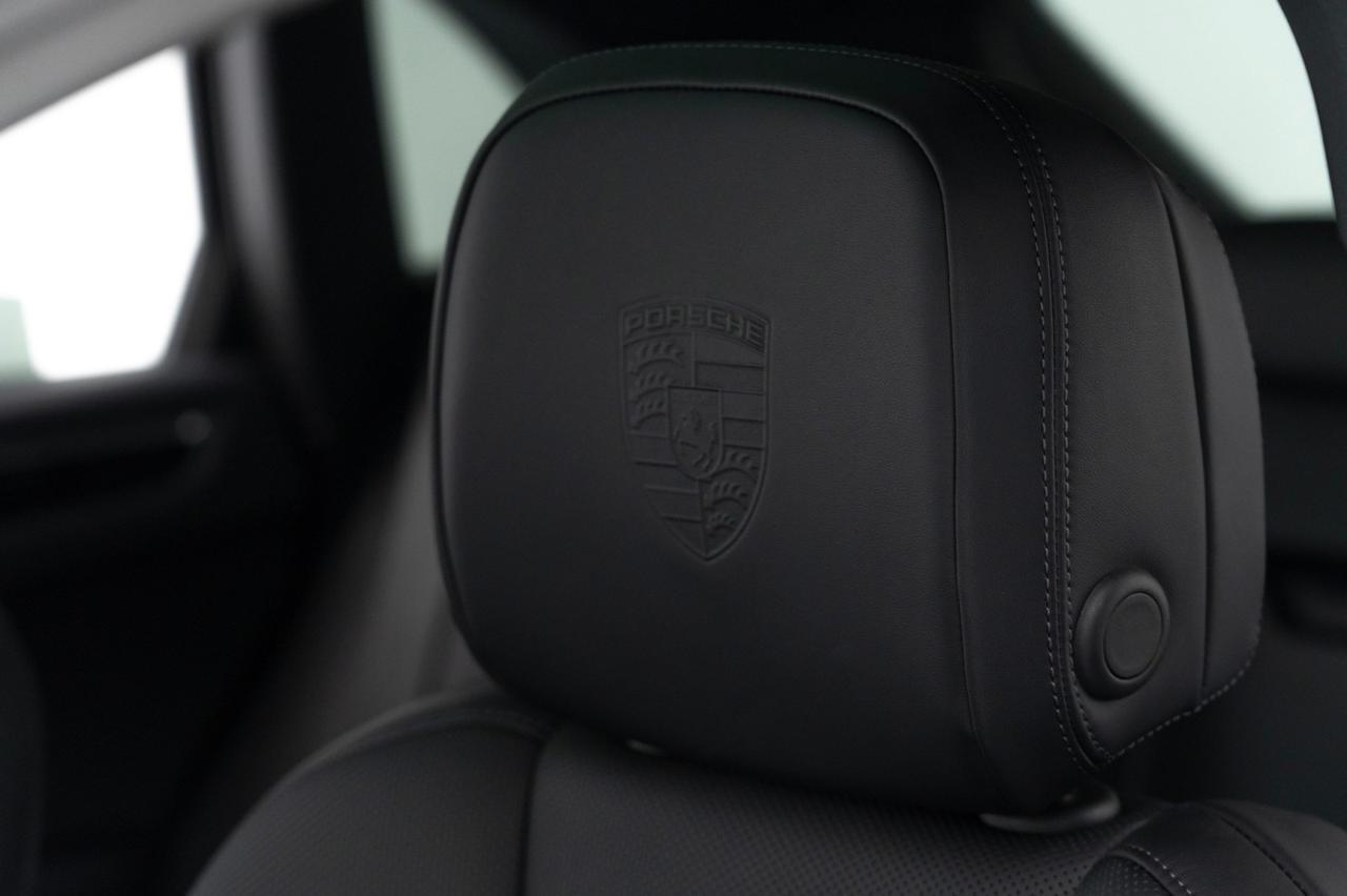 2025 Porsche Macan Pompano Beach FL