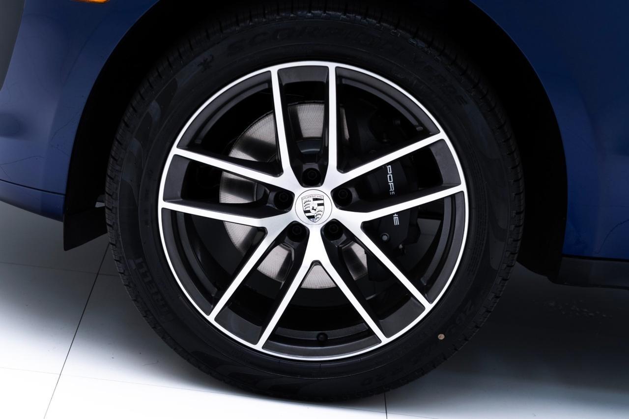 2025 Porsche Macan Pompano Beach FL