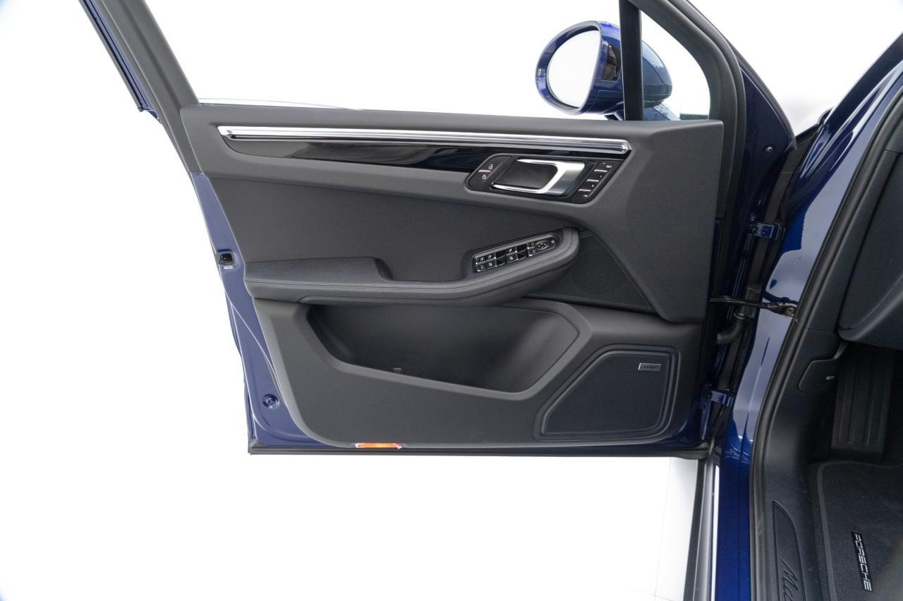 2025 Porsche Macan Pompano Beach FL