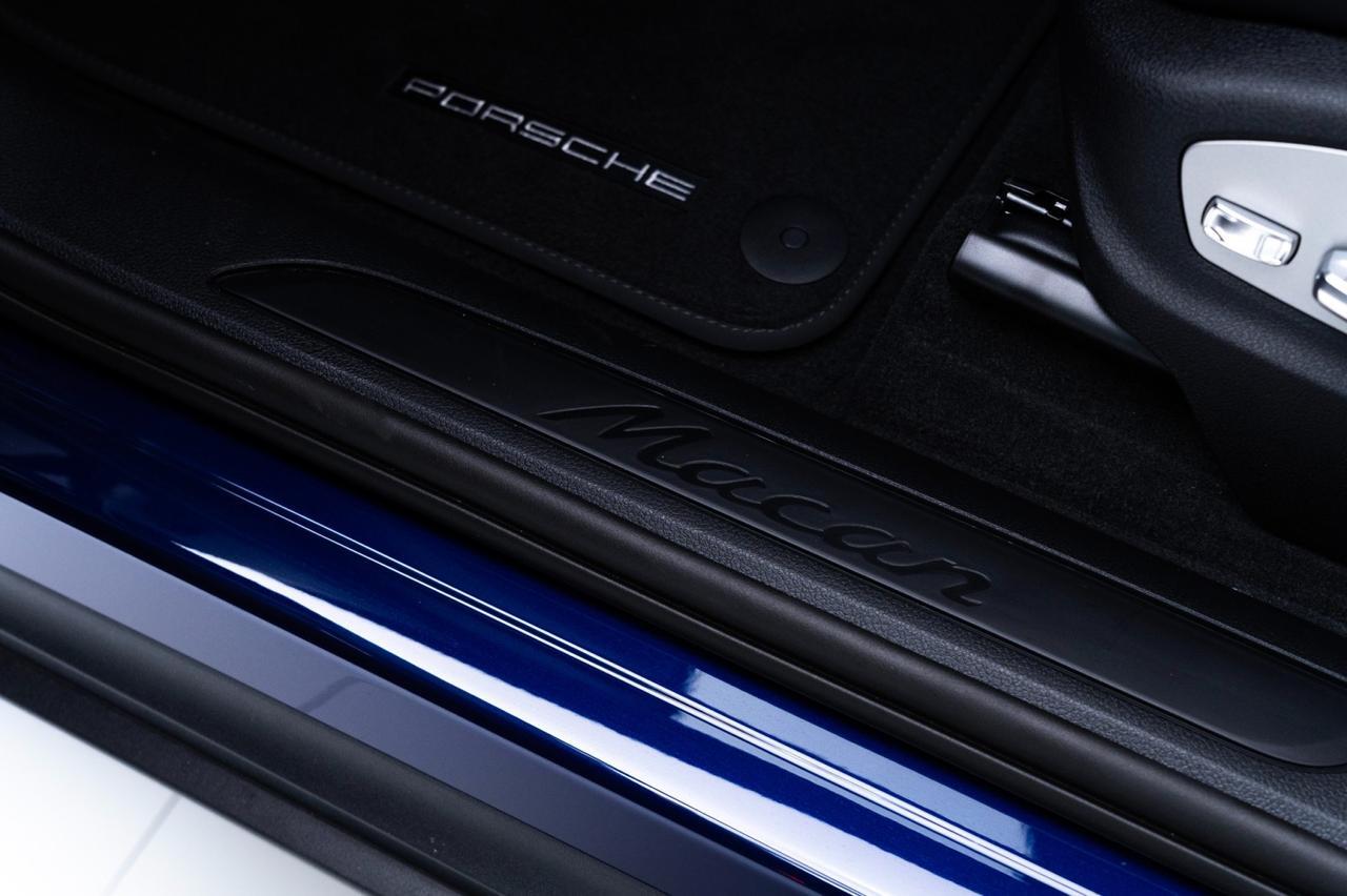 2025 Porsche Macan Pompano Beach FL