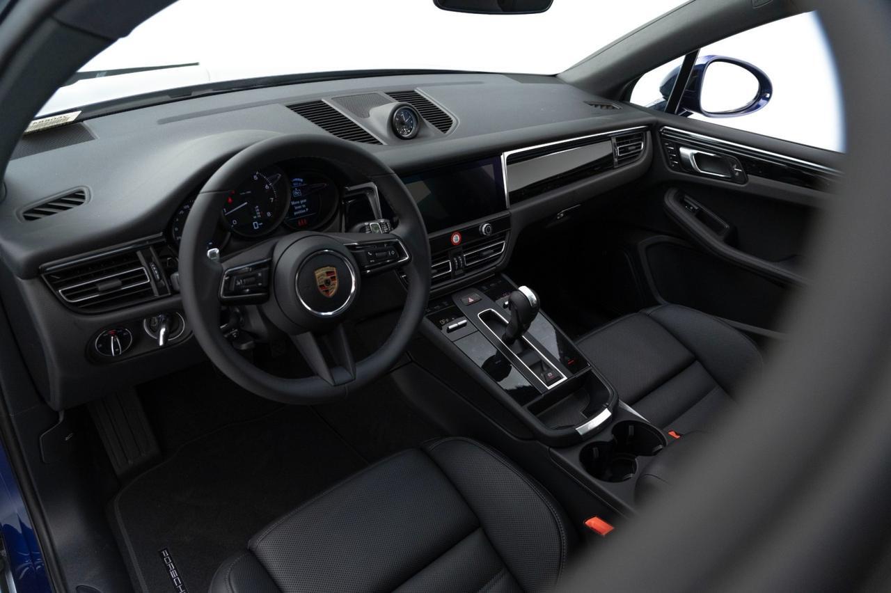 2025 Porsche Macan Pompano Beach FL