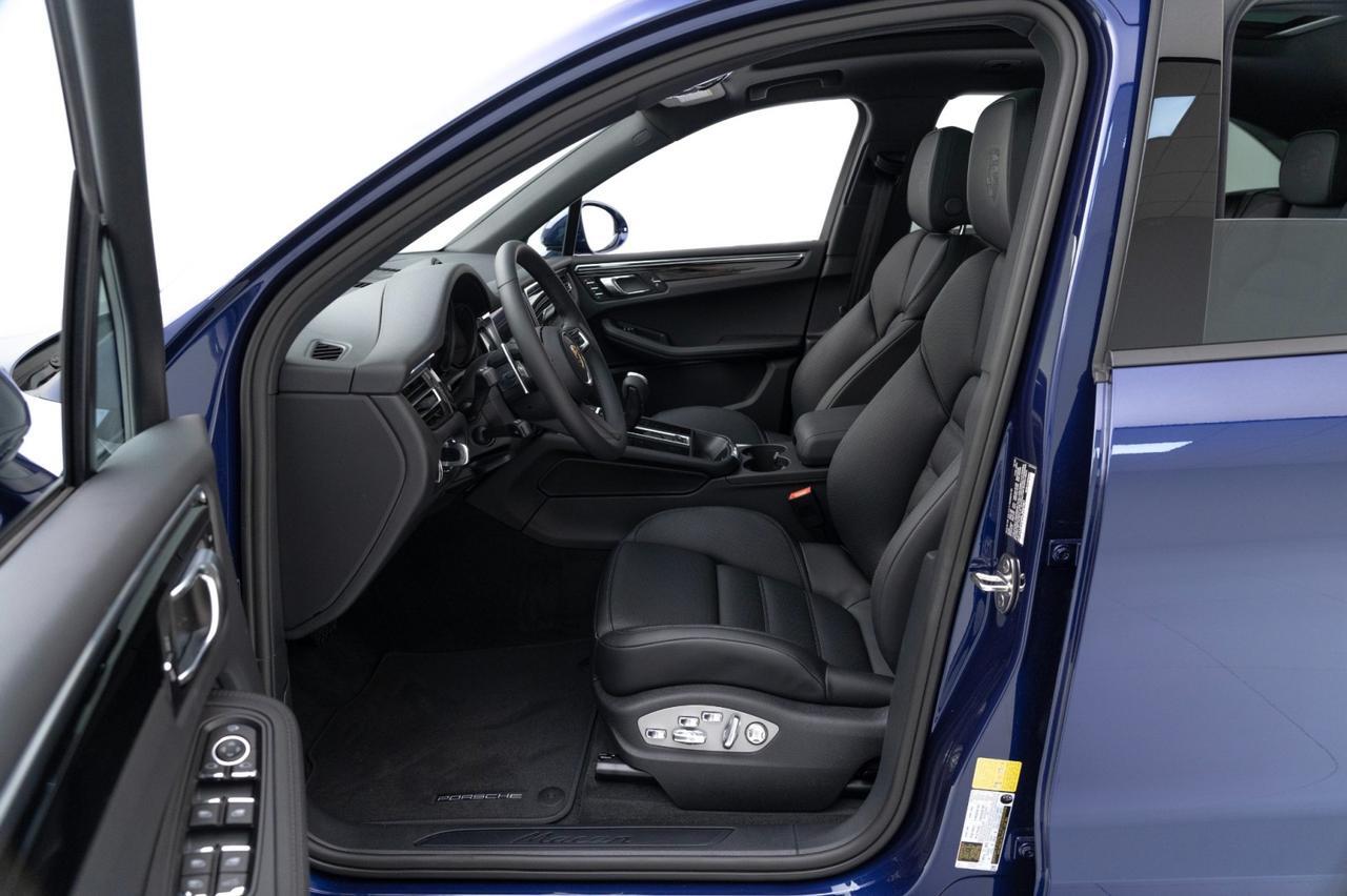 2025 Porsche Macan Pompano Beach FL