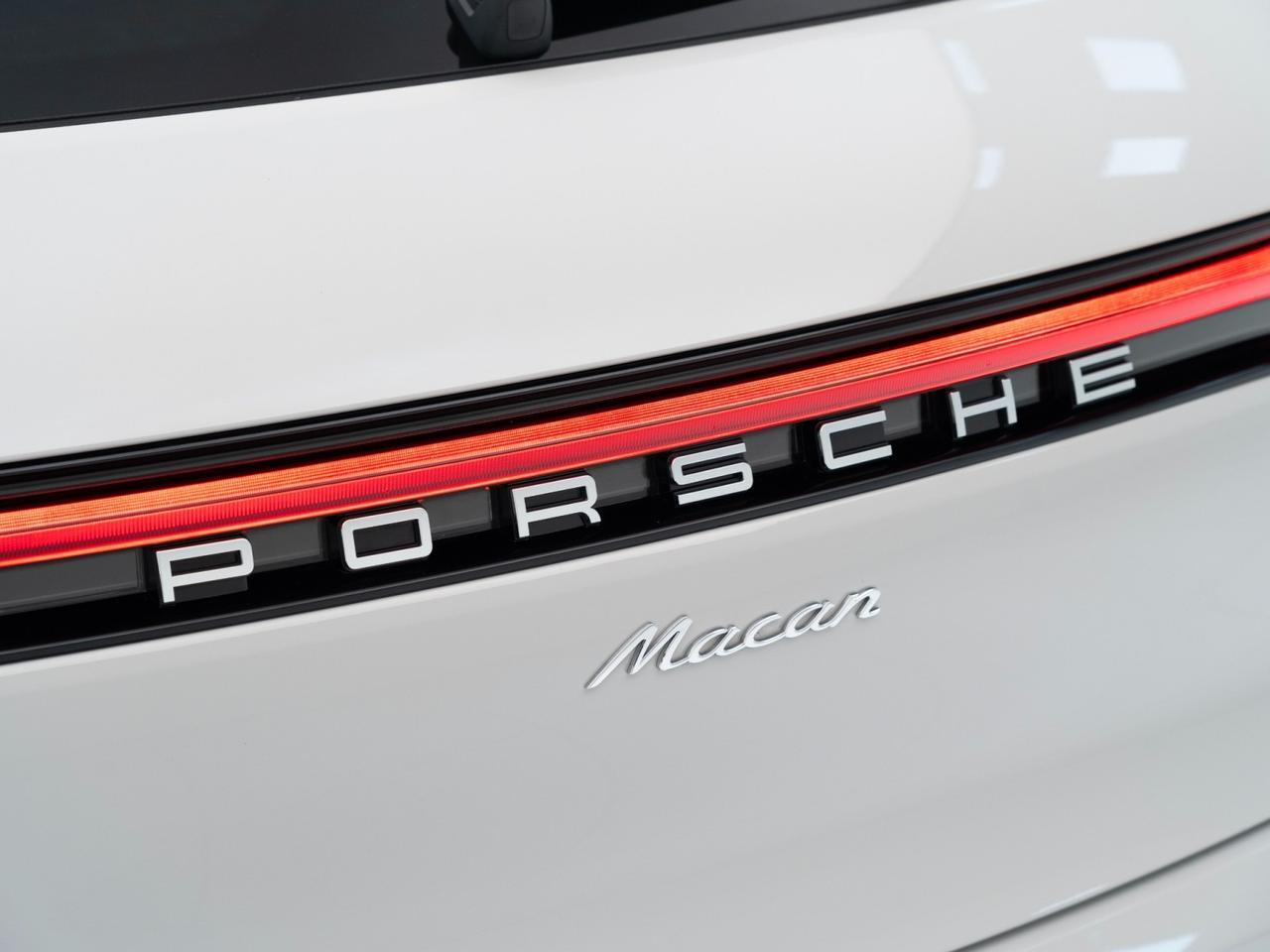 2025 Porsche Macan Pompano Beach FL