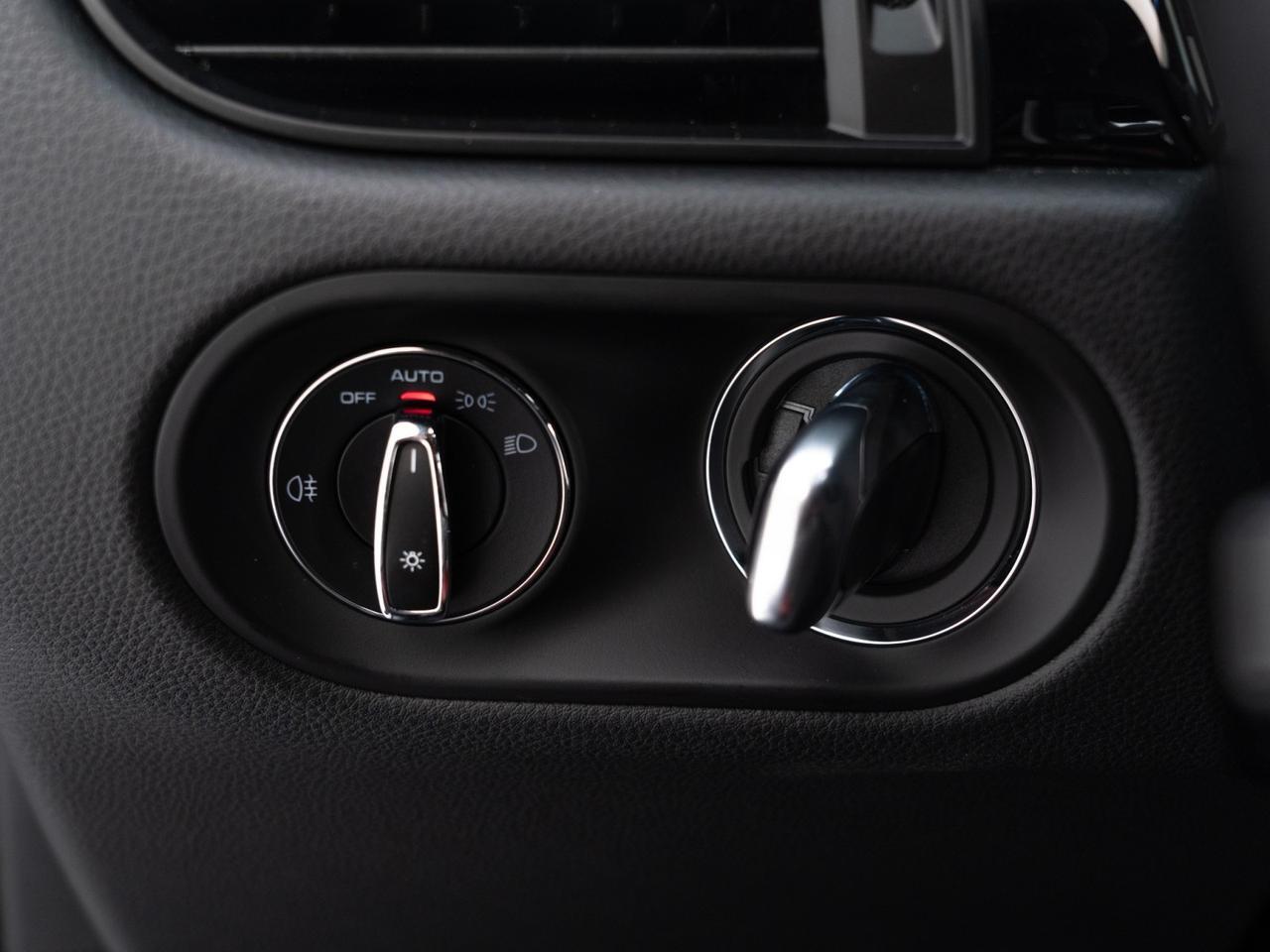 2025 Porsche Macan Pompano Beach FL