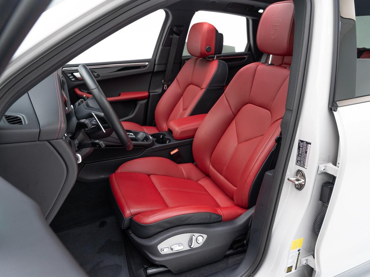 2025 Porsche Macan Pompano Beach FL